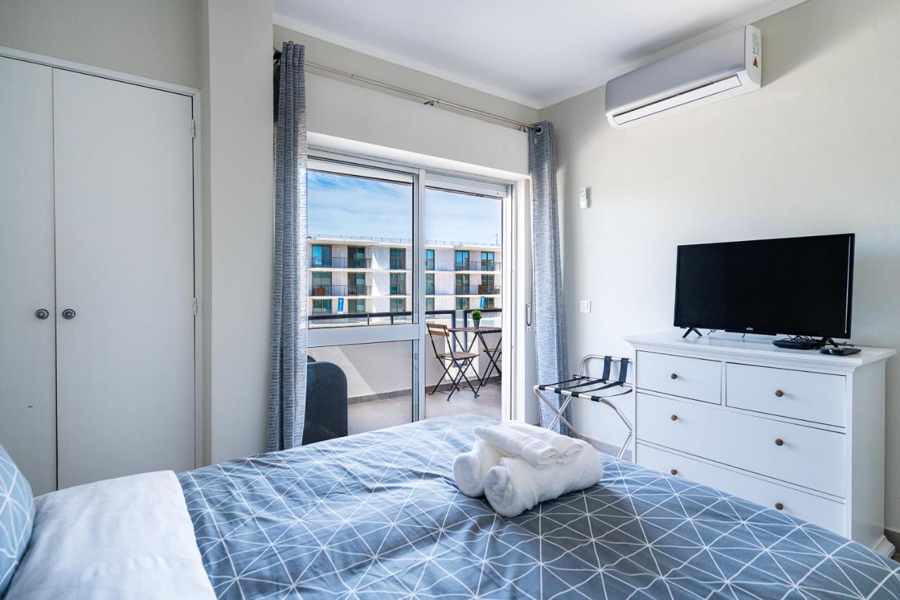 Beachfront Apartment In Armacao Armação de Pêra Zewnętrze zdjęcie