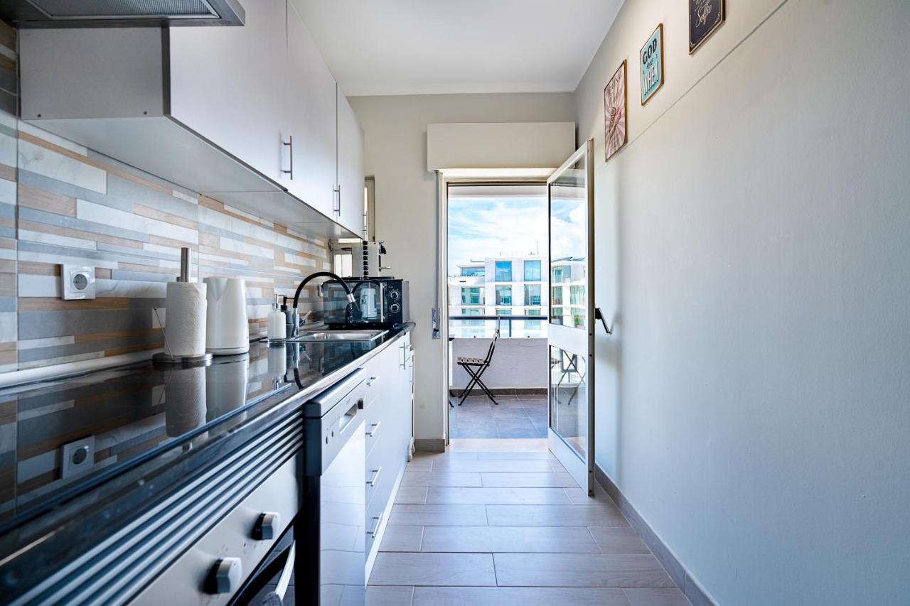 Beachfront Apartment In Armacao Armação de Pêra Zewnętrze zdjęcie